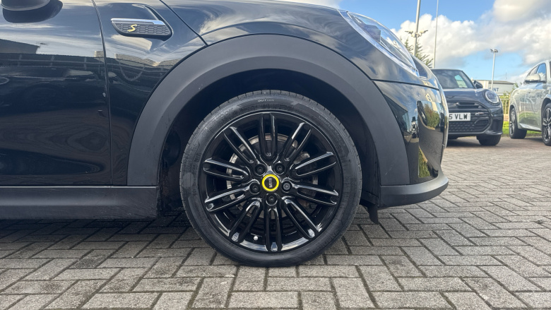 MINI Hatchback 135kW Cooper S Level 2 33kWh 3dr Auto Electric Hatchback